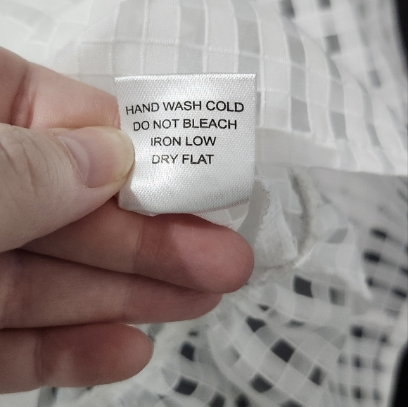 Mele E Pere Women's‎ Puff Sleeve Top Size Medium White Sheer Checkered Coquette - Picture 6 of 8